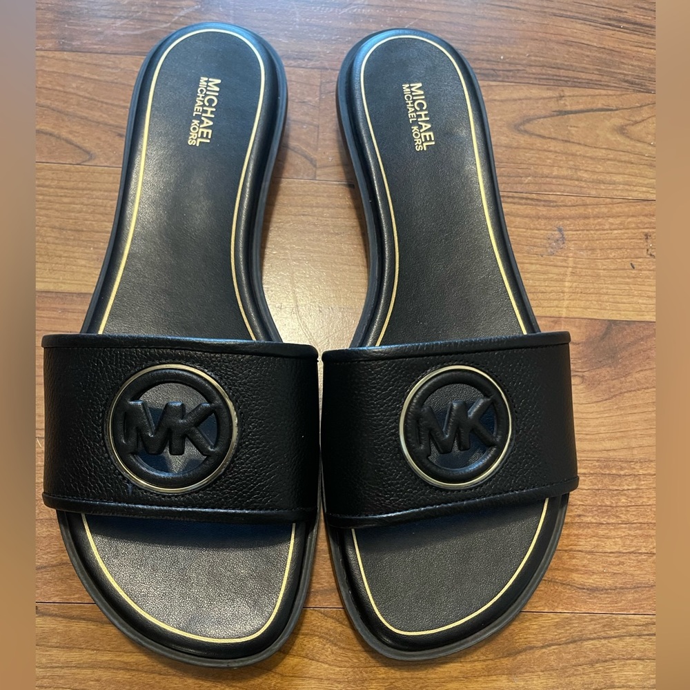 Michael Kor Sandals (Like New With Box)